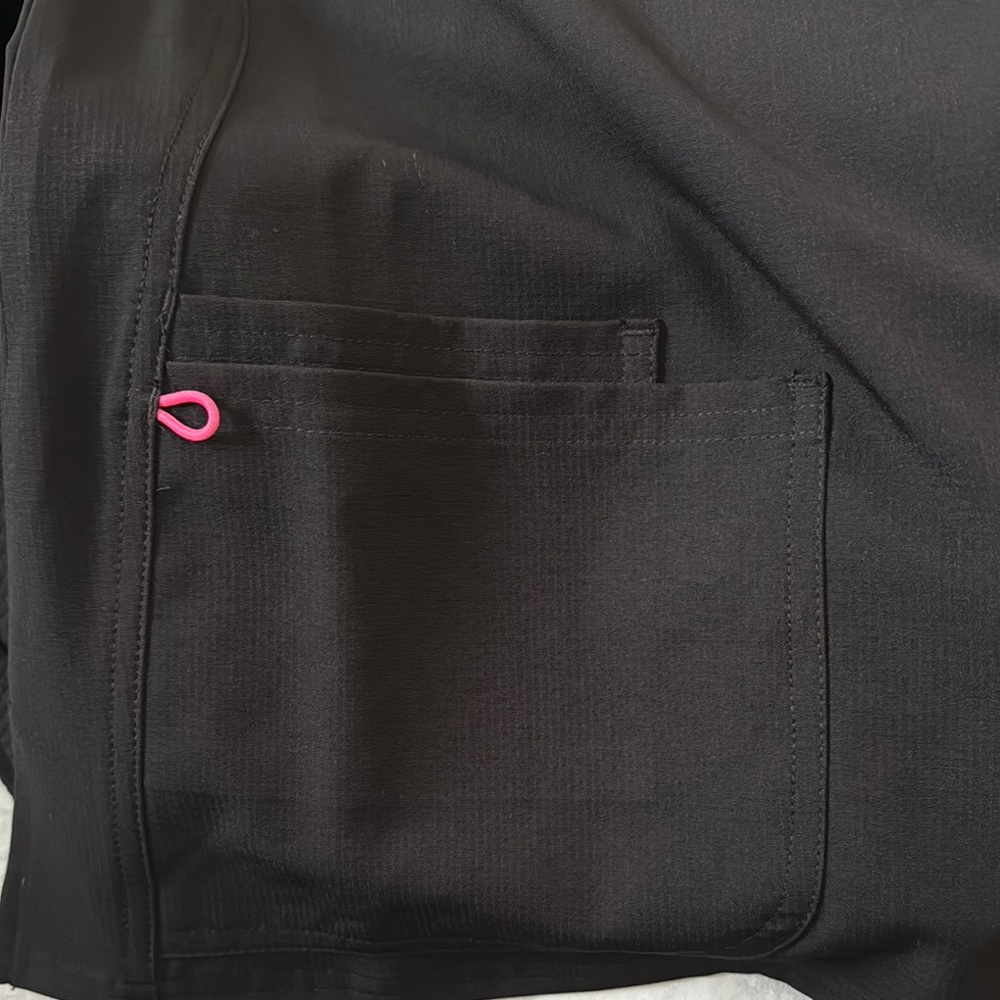 HeartSoul Black Boot Cut Scrub with Flare Pants Set Sz S - Picture 8 of 9